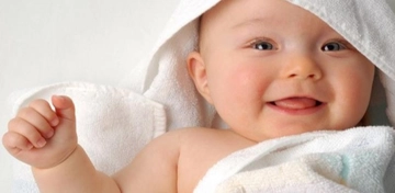 Bebeklerde Boyun Altı Pişiği Belirtileri ve Tedavisi Bebeklerde Boyun Altı Pişiği Belirtileri ve Tedavisi